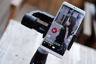 解鎖更多拍攝姿勢,魔爪mini mi手機穩定器