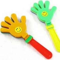 楊春迎拍手器 從街頭藝人到網(wǎng)絡(luò)紅人的創(chuàng)新之路